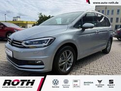 Oyster silver metallic Gebraucht 2024 VW Touran Van / Kleinbus | 39.990 €