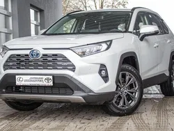 Weiß Neu 2025 Toyota RAV4 Hybrid Team SUV | 44.850 € (Fairer Preis)