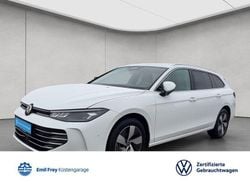 Weiß Gebraucht 2025 VW Passat Business Kombi | 33.990 € (Guter Preis)