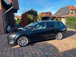 Deep black perleffekt Gebraucht 2015 VW Golf VII Highline Kombi | 12.990 € (Etwas zu teuer)