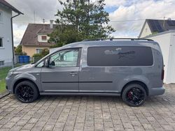 Grau Gebraucht 2011 VW Caddy Maxi Van / Kleinbus | 12.999 € (Teuer)