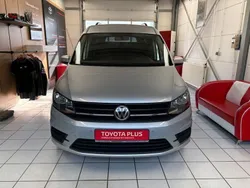 Silber Gebraucht 2017 VW Caddy Maxi Trendline Van / Kleinbus | 18.990 € (Teuer)