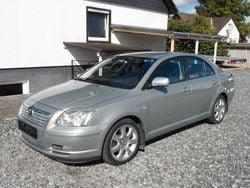 Grün Gebraucht 2005 Toyota Avensis Executive Kleinwagen | 4.950 € (Teuer)