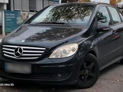 Schwarz Gebraucht 2007 Mercedes B150 Van / Kleinbus | 3.750 € (Guter Preis)
