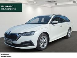 Weiß Gebraucht 2023 Skoda Octavia Ambition Kombi | 20.990 € (Superpreis)