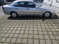 Silber Gebraucht 1998 Mercedes C220 Classic Limousine | 2.300 € (Superpreis)