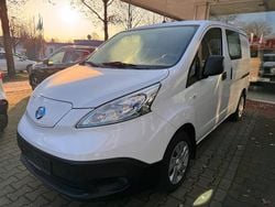 Weiß Gebraucht 2018 Nissan e-NV200 Comfort Van / Kleinbus | 8.990 € (Superpreis)