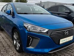 Blau Gebraucht 2017 Hyundai Ioniq Premium Limousine | 13.500 € (Fairer Preis)