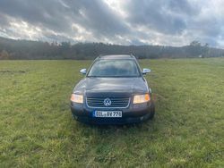 Schwarz Gebraucht 2004 VW Passat Kombi | 3.500 € (Teuer)