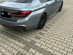Grau Gebraucht 2017 BMW 530 M Sport Limousine | 37.000 €