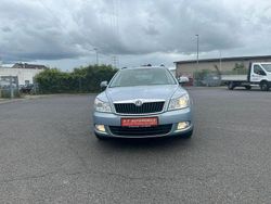 Blau Gebraucht 2011 Skoda Octavia Family Kombi | 3.799 € (Etwas zu teuer)