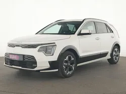 Schneeweiss Gebraucht 2023 Kia e-Niro Vision SUV | 25.977 € (Guter Preis)
