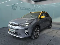 Grau Gebraucht 2023 Kia Stonic SUV | 21.899 € (Fairer Preis)