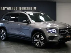 Grau Gebraucht 2020 Mercedes GLB180 SUV | 33.790 € (Etwas zu teuer)