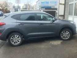 Grau Gebraucht 2016 Hyundai Tucson Style SUV | 14.500 € (Guter Preis)