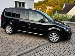 Schwarz Gebraucht 2014 VW Touran Comfortline Van / Kleinbus | 10.800 € (Fairer Preis)