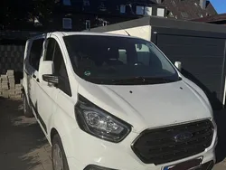 Weiß Gebraucht 2019 Ford Transit Custom Van / Kleinbus | 17.000 € (Teuer)