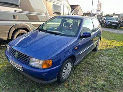Blau Gebraucht 1997 VW Polo Basis Limousine | 1.600 € (Fairer Preis)