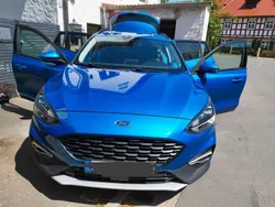 Blau Gebraucht 2020 Ford Focus Active Kombi | 16.999 € (Fairer Preis)