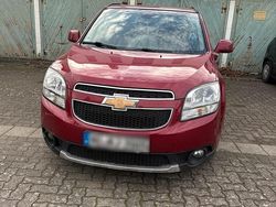 Rot Gebraucht 2011 Chevrolet Orlando Kombi | 9.600 €