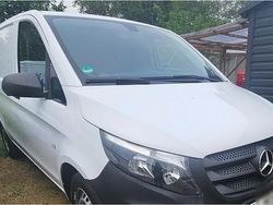 Weiß Gebraucht 2019 Mercedes Vito Limousine | 17.000 €
