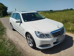 Weiß Gebraucht 2011 Mercedes E200 Avantgarde Kombi | 9.500 € (Fairer Preis)