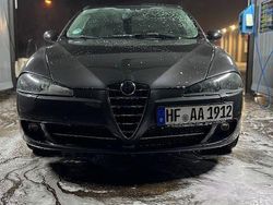 Schwarz Gebraucht 2007 Alfa Romeo 147 Kleinwagen | 2.200 € (Etwas zu teuer)