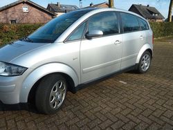 Silber Gebraucht 2002 Audi A2 Kleinwagen | 5.950 € (Etwas zu teuer)