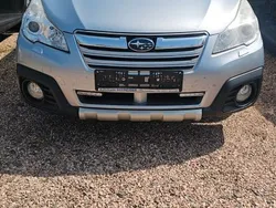 Silber Gebraucht 2014 Subaru Outback SUV | 4.990 € (Fairer Preis)