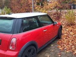 Rot Gebraucht 2005 Mini Cooper S Kleinwagen | 1.555 € (Fairer Preis)