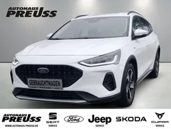 Weiß Gebraucht 2022 Ford Focus Active Limousine | 21.590 € (Etwas zu teuer)