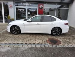 Weiß Gebraucht 2022 Alfa Romeo Giulia Sprint Limousine | 28.990 € (Fairer Preis)