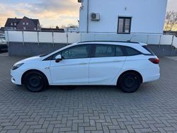 Weiß Gebraucht 2021 Opel Astra Basis Kombi | 8.999 € (Guter Preis)