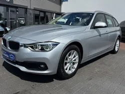 Silber Gebraucht 2018 BMW 320 Advantage Kombi | 21.000 € (Guter Preis)
