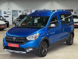 Blau Gebraucht 2020 Dacia Dokker Stepway Van / Kleinbus | 17.390 € (Guter Preis)
