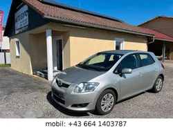 Silber Gebraucht 2009 Toyota Auris Luna Limousine | 3.290 € (Fairer Preis)