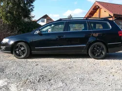 Schwarz Gebraucht 2010 VW Passat Comfortline Kombi | 3.500 € (Fairer Preis)
