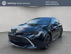 Mysticschwarz mica Gebraucht 2022 Toyota Corolla Lounge Kombi | 26.480 € (Fairer Preis)
