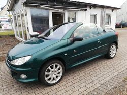 Grün Gebraucht 2003 Peugeot 206 CC Roland Garros Cabrio | 1.800 € (Guter Preis)