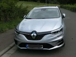 Silber Gebraucht 2020 Renault Mégane GrandTour Intens Kombi | 15.850 € (Guter Preis)