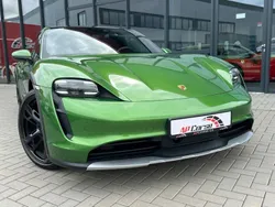 Grün Gebraucht 2021 Porsche Taycan Cross Turismo Limousine | 69.990 € (Teuer)