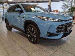 Blau Neu 2025 MG HS Luxury SUV | 31.640 € (Etwas zu teuer)