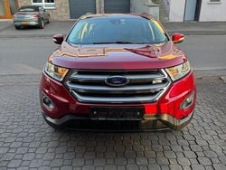 Rot Gebraucht 2016 Ford Edge Titanium SUV | 14.899 € (Superpreis)