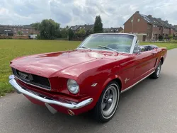 Rot Gebraucht 1965 Ford Mustang Cabrio | 49.850 €
