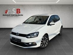 Weiß Gebraucht 2016 VW Polo Trendline Kleinwagen | 7.499 € (Guter Preis)