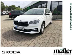 Weiß (candyweiss) Gebraucht 2024 Skoda Fabia Selection Limousine | 19.990 € (Etwas zu teuer)