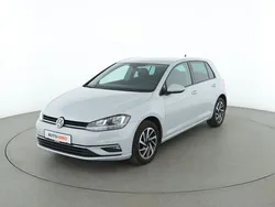 Weiß Gebraucht 2018 VW Golf VII Sound Limousine | 13.250 € (Fairer Preis)