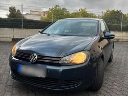 Blau Gebraucht 2010 VW Golf VI Kleinwagen | 4.800 € (Etwas zu teuer)