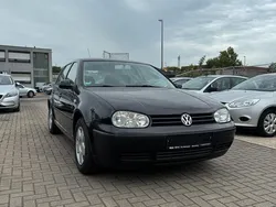 Schwarz Gebraucht 2000 VW Golf IV Kleinwagen | 2.900 € (Fairer Preis)