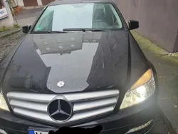 Schwarz Gebraucht 2011 Mercedes C250 Limousine | 11.500 € (Guter Preis)